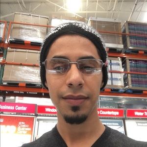 Meet your Posher, Ali